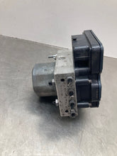 Load image into Gallery viewer, ABS Pump INFINITI QX30 2018 - NW308477