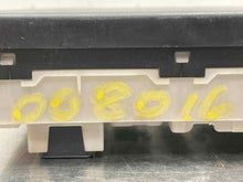 Load image into Gallery viewer, FUSE BOX Nissan Rogue 2008 08 2009 09 2010 10 - NW234944