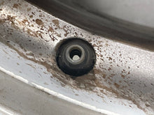 Load image into Gallery viewer, WHEEL Jaguar S Type 2003 03 2004 04 2005 05 2006 06 2007 07 08 17x7.5 6 Spoke - NW309696