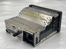 Load image into Gallery viewer, Radio EXPEDITION 2002 - NW135017