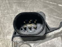 Load image into Gallery viewer, THROTTLE BODY Volvo XC70 S80 XC90 S60 2007 07 2008 08 2009 09 10 11 12 - NW323122