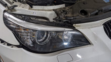 Load image into Gallery viewer, HEADLIGHT LAMP ASSEMBLY BMW 528i 535i 550i M5 08 09 10 Right - NW311622