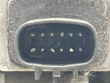 Load image into Gallery viewer, THROTTLE BODY Jaguar S Type 2000 00 01 02 03 - NW514655
