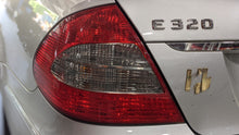 Load image into Gallery viewer, TAIL LIGHT LAMP ASSEMBLY E350 E550 E280 E300 E320 E63 07-09 Left - NW313385