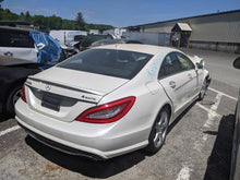 Load image into Gallery viewer, CARRIER ASSEMBLY CLS400 CLS550 CLS63 E250D E300 E350 E400 E550 E63 12-18 AWD - NW313524