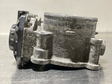 Load image into Gallery viewer, THROTTLE BODY Volvo S40 V70 2004 04 05 06 07 08 - NW178741