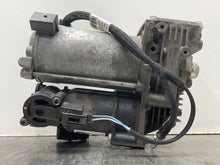 Load image into Gallery viewer, SUSPENSION AIR COMPRESSOR PUMP LR3 LR4 Range Rover Sport 05-16 - NW315859