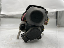 Load image into Gallery viewer, THROTTLE BODY Prius 2001 01 2002 02 03 04 05 06 07 - NW178637