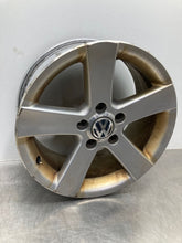Load image into Gallery viewer, Wheel Rim Volkswagen Passat 2004 - NW483884