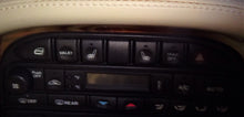 Load image into Gallery viewer, Temp Climate AC Heater Control Jaguar XK8 XJ8 XJ6 95 96 97 98 99 00 01 02 - 06 - NW100555