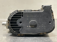 Load image into Gallery viewer, THROTTLE BODY CLK430 CLK500 ML500 SL55 01 - 06 - NW178338