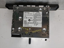 Load image into Gallery viewer, RADIO BMW 525i 528i 530i 1997 97 98 99 00 01 02 03 - NW318632