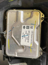 Load image into Gallery viewer, Headlight Lamp Assembly Cadillac XT5 2017 - NW318508