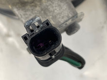 Load image into Gallery viewer, AC Compressor Cadillac XT5 2017 - NW318266