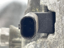 Load image into Gallery viewer, AC Compressor Cadillac XT5 2017 - NW318266