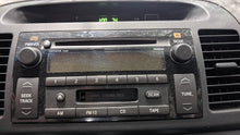 Load image into Gallery viewer, Radio Toyota Camry 2005 - NW318640