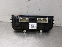 Load image into Gallery viewer, TEMPERATURE CONTROLS Tiguan 2013 13 2014 14 2015 15 - NW319247