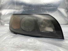 Load image into Gallery viewer, HEADLIGHT LAMP ASSEMBLY Volvo S40 V40 V50 04 05 06 07 Right - NW319256