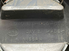 Load image into Gallery viewer, GRILL Nissan Sentra 2007 07 2008 08 2.0L - NW319234