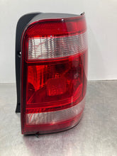 Load image into Gallery viewer, TAIL LIGHT LAMP ASSEMBLY Ford Escape 08 09 10 11 12 Right - NW320403