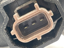 Load image into Gallery viewer, Alternator Lincoln MKC 2018 - NW319680