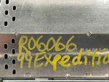 Load image into Gallery viewer, Radio EXPEDITION 1999 - NW321182