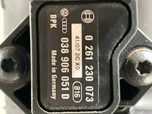 Load image into Gallery viewer, INTERCOOLER Audi A4 2005 05 2006 06 2007 07 2008 08 Left 2.0L - NW106177