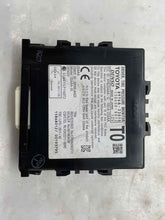 Load image into Gallery viewer, SUSPENSION CONTROL MODULE COMPUTER Lexus ES300H ES350 2013 13 - NW322412