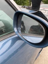 Load image into Gallery viewer, SIDE VIEW DOOR MIRROR Saturn Sky 2007 07 2008 08 Right - NW322500