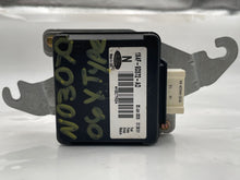 Load image into Gallery viewer, FUEL PUMP CONTROL MODULE S Type X Type 02 03 04 05 - 08 - NW32924