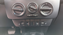 Load image into Gallery viewer, Temp Climate AC Heater Control Volkswagen Beetle 98 99 00 01 02 03 04 05 06 - 10 - NW322768