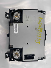 Load image into Gallery viewer, REAR TEMPERATURE CONTROLS Vanden Pl XJ XJL XJR 2010-2015 - NW322764