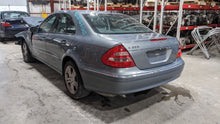 Load image into Gallery viewer, CARRIER ASSEMBLY Mercedes E350 E230 2004 04 2005 05 2006 06 - NW309974