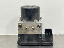 Load image into Gallery viewer, ABS Pump Land Rover LR2 2011 - NW323662