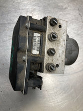 Load image into Gallery viewer, ABS PUMP Range Rover LR3 2007 07 2008 08 2009 09 - NW323663