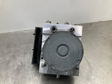 Load image into Gallery viewer, ABS PUMP Range Rover LR3 2007 07 2008 08 2009 09 - NW323663