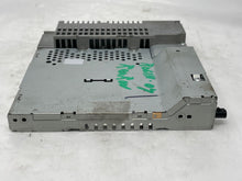 Load image into Gallery viewer, RADIO Land Rover Range Rover 05 06 07 08 09 AM FM CD - NW324292
