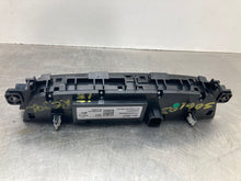 Load image into Gallery viewer, Temperature Controls Buick Regal 2018 - NW324930