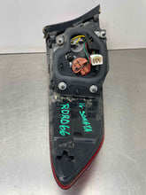 Load image into Gallery viewer, OUTER TAIL LIGHT LAMP Hyundai Sonata Sonata Hybrid 15 16 17 Right - NW430497