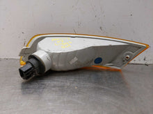 Load image into Gallery viewer, TURN SIGNAL LIGHT LAMP Jeep Liberty 05 06 07 Bumper Mounted Right - NW325790