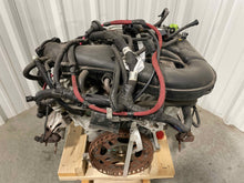 Load image into Gallery viewer, Engine Motor Dodge 300C 2005 - NW326174