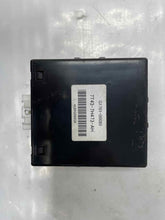 Load image into Gallery viewer, TRANSFER CASE CONTROL MODULE COMPUTER Edge MKX 07 08 09 - NW26927