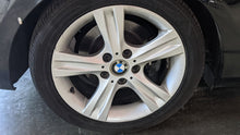 Load image into Gallery viewer, WHEEL RIM 128i 135i 2008-2013 17x7 ALLOY - NW327233