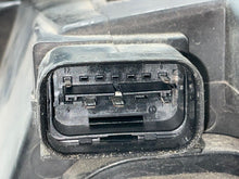 Load image into Gallery viewer, HEADLIGHT LAMP ASSEMBLY 323i 325ci 325i 328i 330ci 330i 330xi 06-08 Right - NW326884