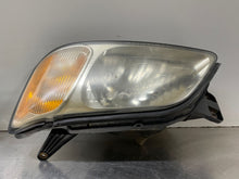 Load image into Gallery viewer, HEADLIGHT LAMP ASSEMBLY Baja Legacy 00 01 02 03 04 05 06 Left - NW316385