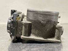 Load image into Gallery viewer, THROTTLE BODY Camry Highlander Rav 4 Avalon 05 06 - 10 - NW328597