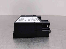 Load image into Gallery viewer, FUEL PUMP CONTROL MODULE COMPUTER B250 C250 C300 C350 C63 E250D 11-15 - NW327873