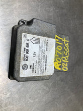 Load image into Gallery viewer, AIR BAG COMPUTER VW Passat 2002 02 03 04 05 - NW327882