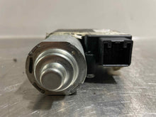 Load image into Gallery viewer, Sunroof Motor Jaguar X Type 2007 - NW167823