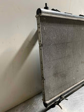 Load image into Gallery viewer, RADIATOR JX35 QX60 Pathfinder 13 14 15 16 17 18 19 20 - NW329085
